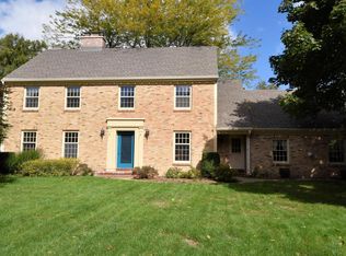 5 Maplewood Ct, Racine, WI 53402