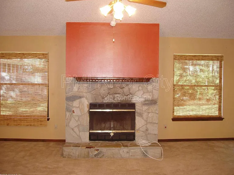 1670 Rusty Rail Rd — Photo 4