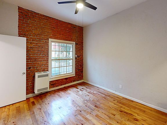 5th image of 715 S St Andrews Pl APT 102