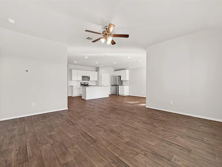 4763 Avellino Base Dr — Photo 11