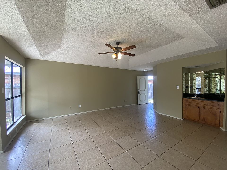 1st image of 2029 Mynah Ave