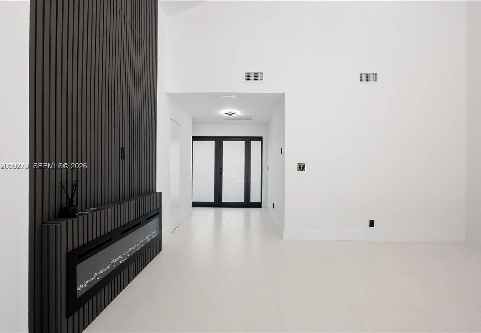 3 bed, 1669 sqft, $6,500 — Photo 2