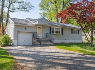 30 Riverside Dr, Pequannock, NJ 07440