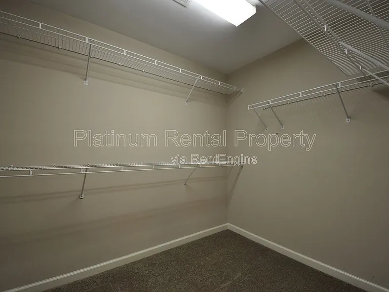 7115 Red Fox Ln — Photo 29