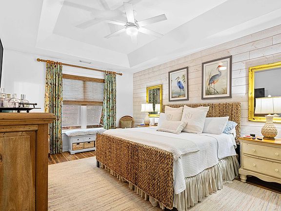 5th image of 48 Cottage Dr.