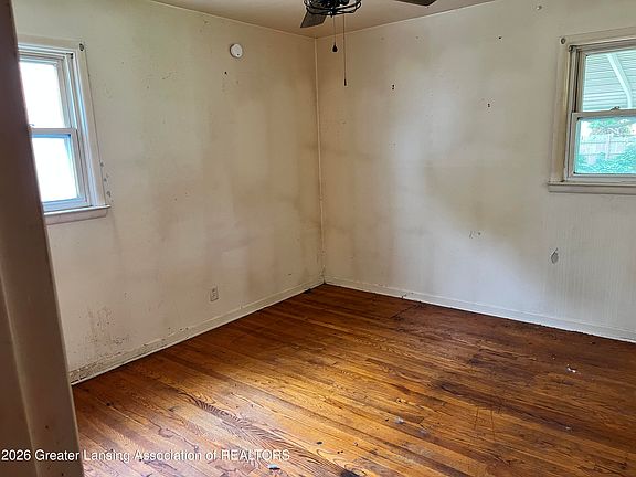 5th image of 3425 Macon Ave