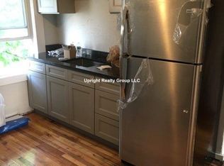 7 Bluff St APT 1, Worcester, MA 01610