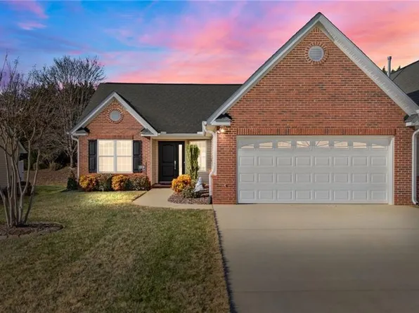 119 Brae Ridge Ln, King, NC 27021