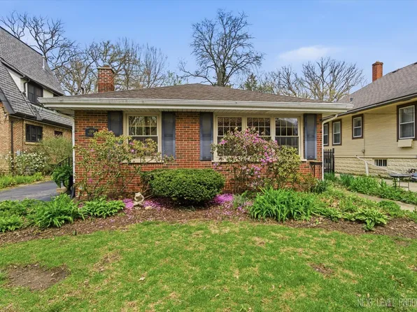 1304 Gilbert Ave, Downers Grove, IL 60515