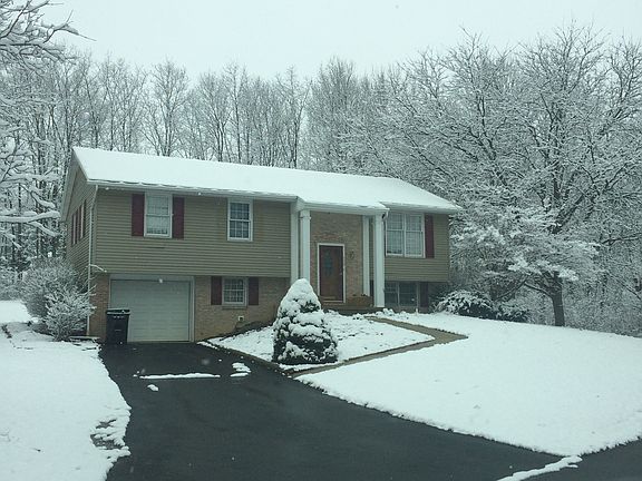 5th image of 330 Marshall Dr