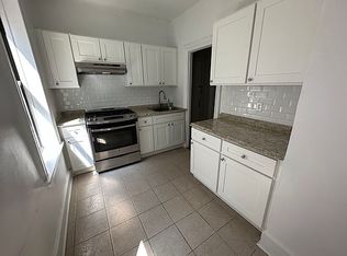 35-41 34th St #1C, Astoria, NY 11106