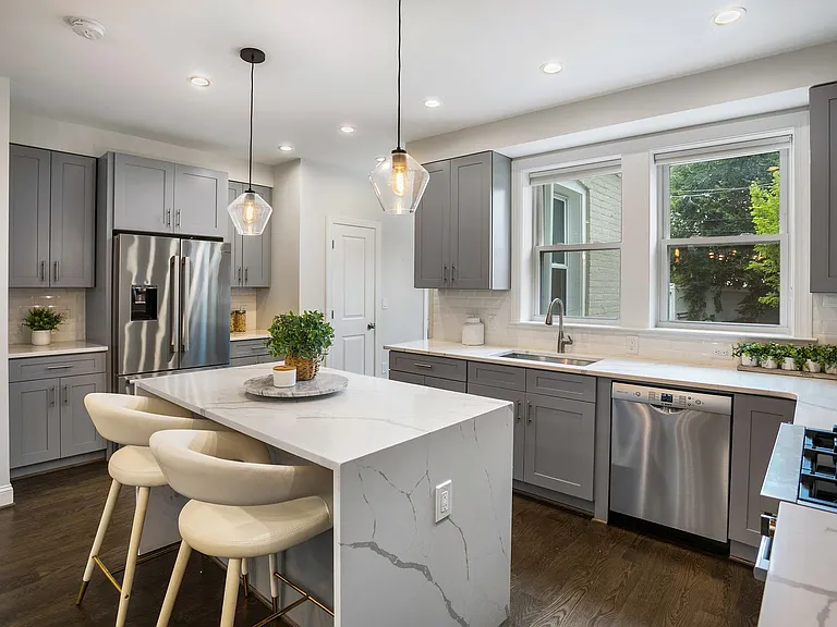 4023 New Hampshire Ave NW — Photo 4