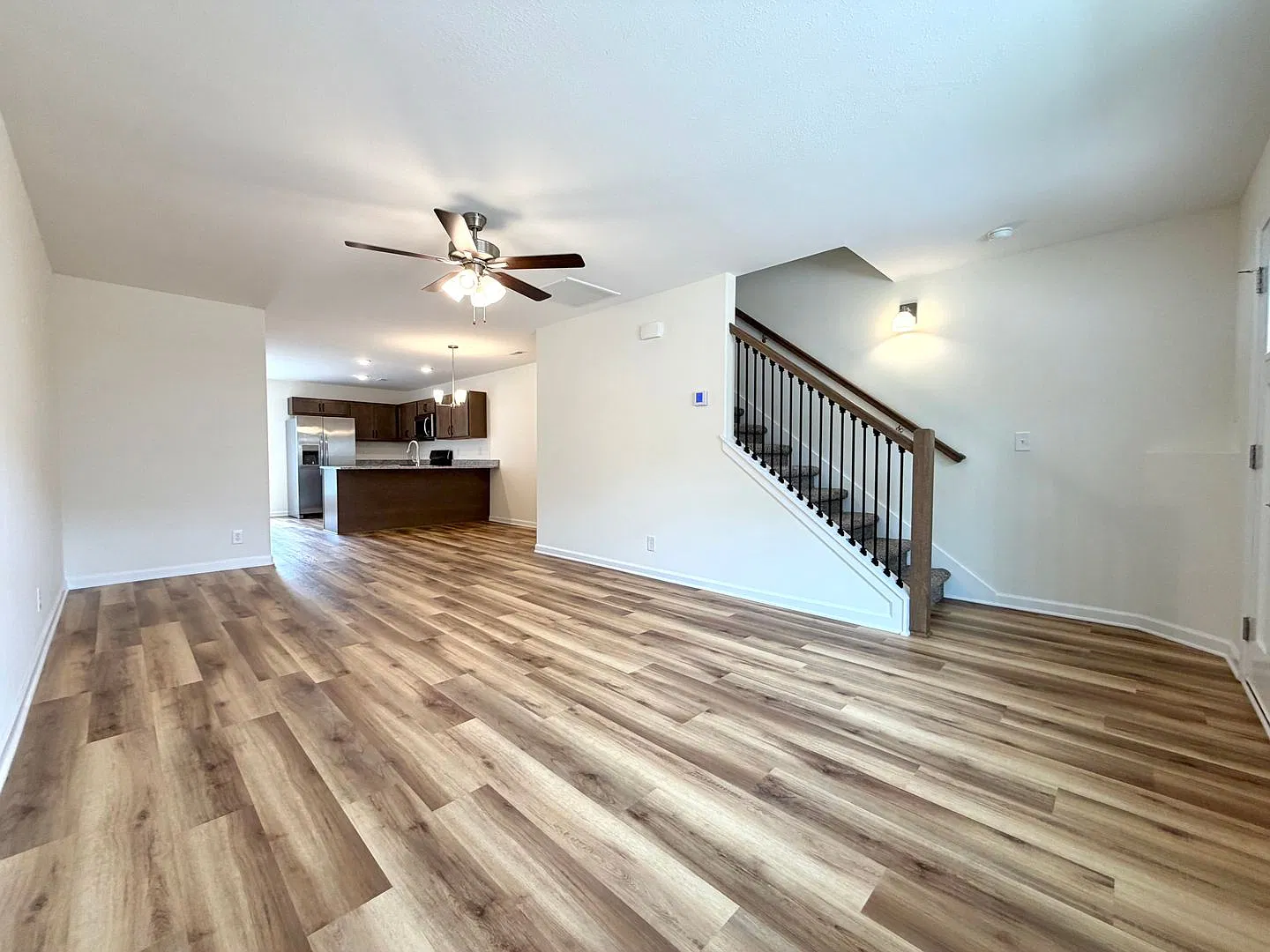 Serene Townhomes - 906 Peaceful Place — Photo 3