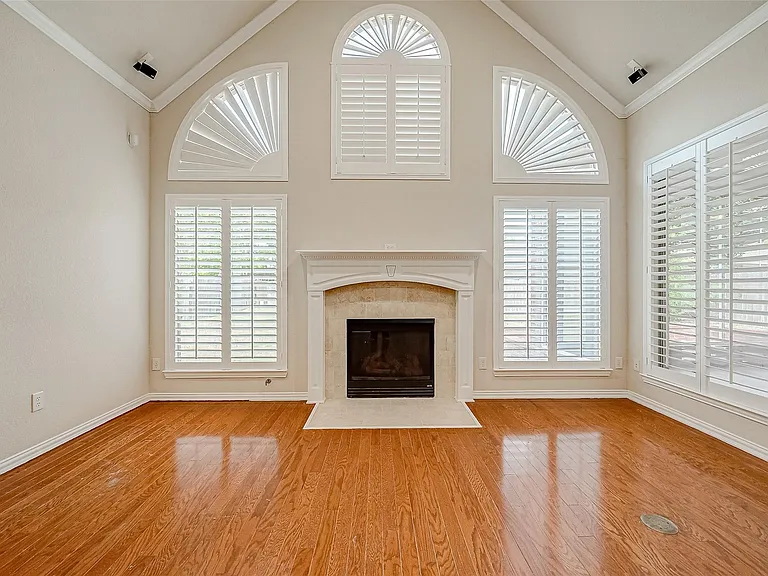 7206 Spring Meadow Ln — Photo 16