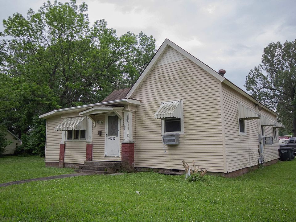 1st image of 2310 S 28th St