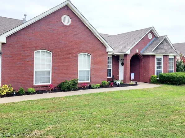 291 Azalea Dr, Greenwood, AR 72936