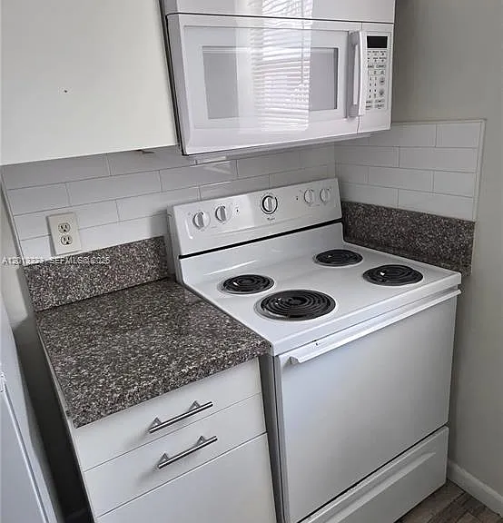 30 SE 4th Ave #115 — Photo 7