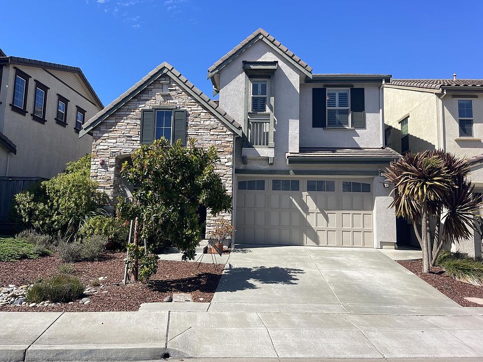 1st image of 111 Vistamonte Ave