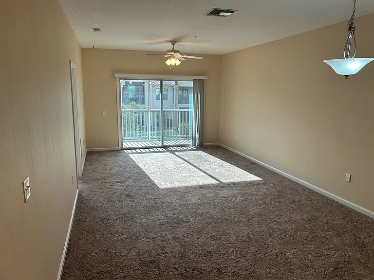 403 Bouchelle Dr #211 — Photo 3