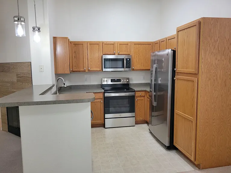 3735 Strawberry Field Grv #G — Photo 11