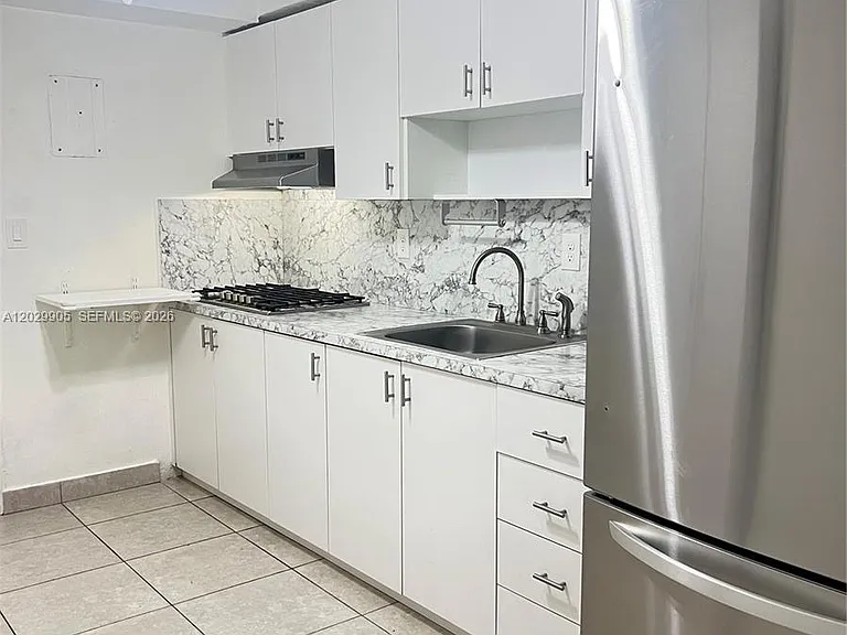 1401 E 8th Ave — Photo 3