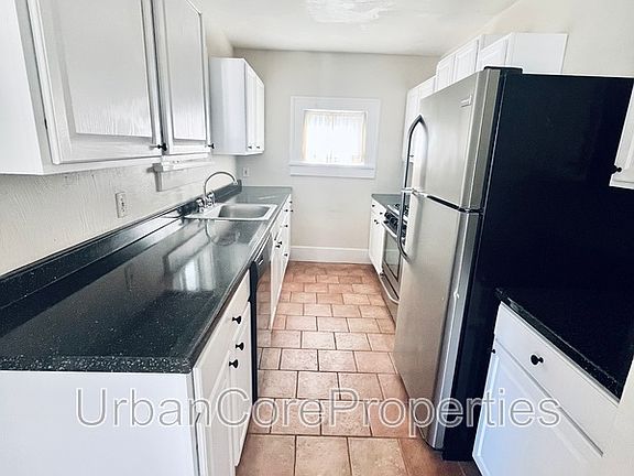 4th image of 1216 3rd St N #1/2