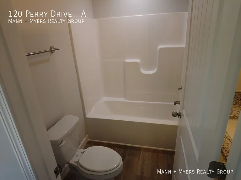 120 Perry Dr #A — Photo 23