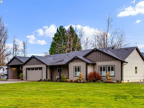 2nd image of 39464 Walterville Ln