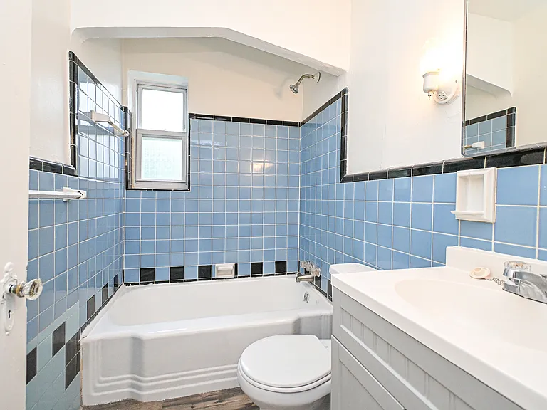 3042 Percy Ave #2 — Photo 17