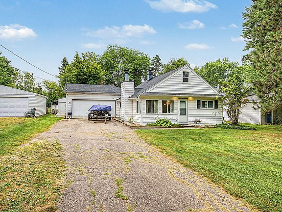 4th image of 6315 Bishop Rd