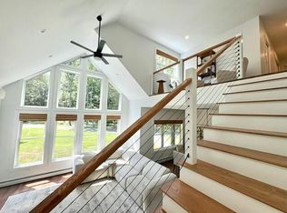 4 Red Oak Dr, Falmouth, ME 04105