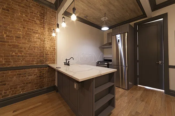 Rented by Brick&Mortar | media 17