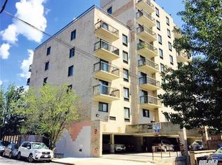 213-02 42nd Ave #3G, bayside, NY 11361