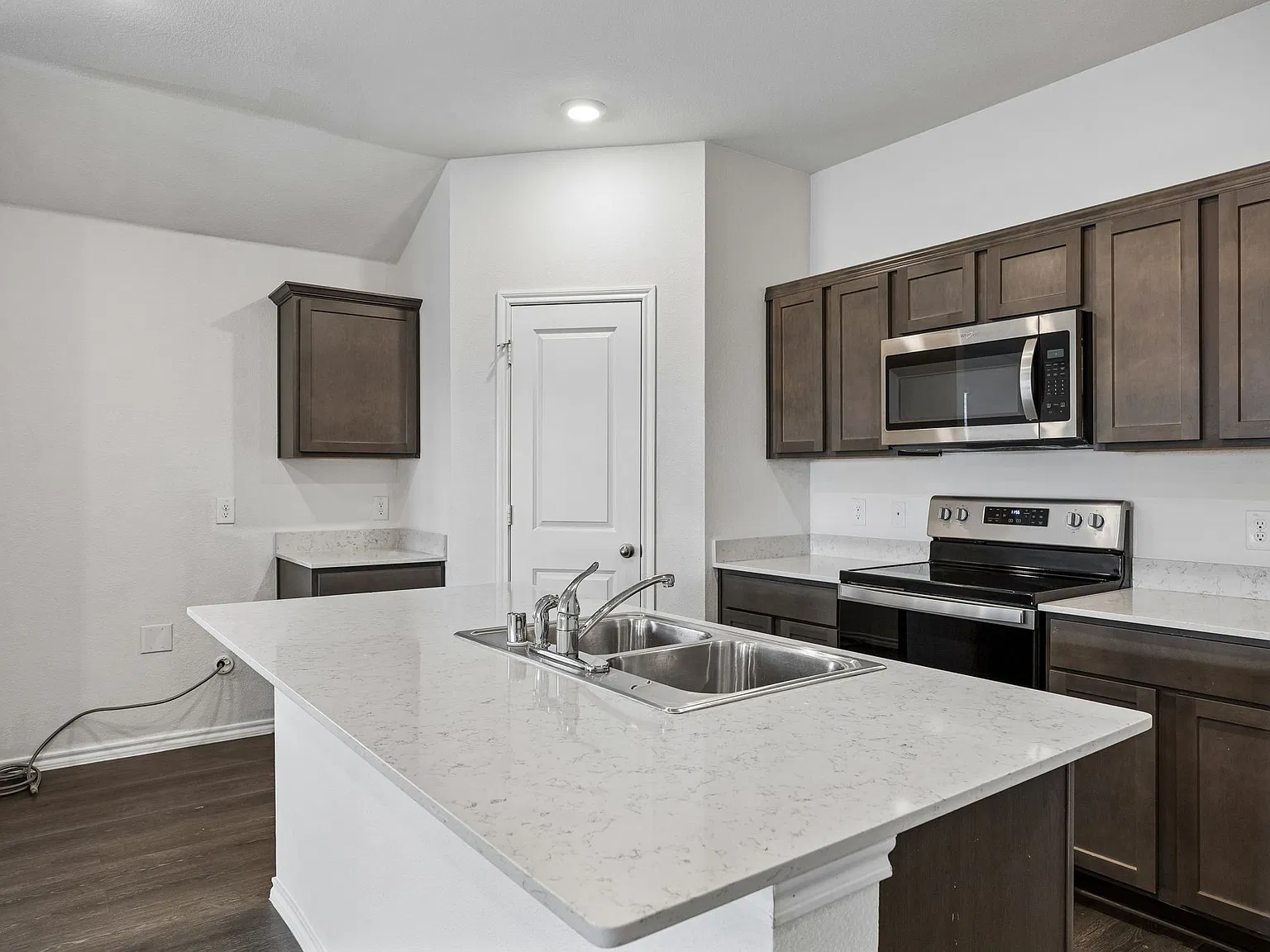 3030 Sweetwater Trl — Photo 4