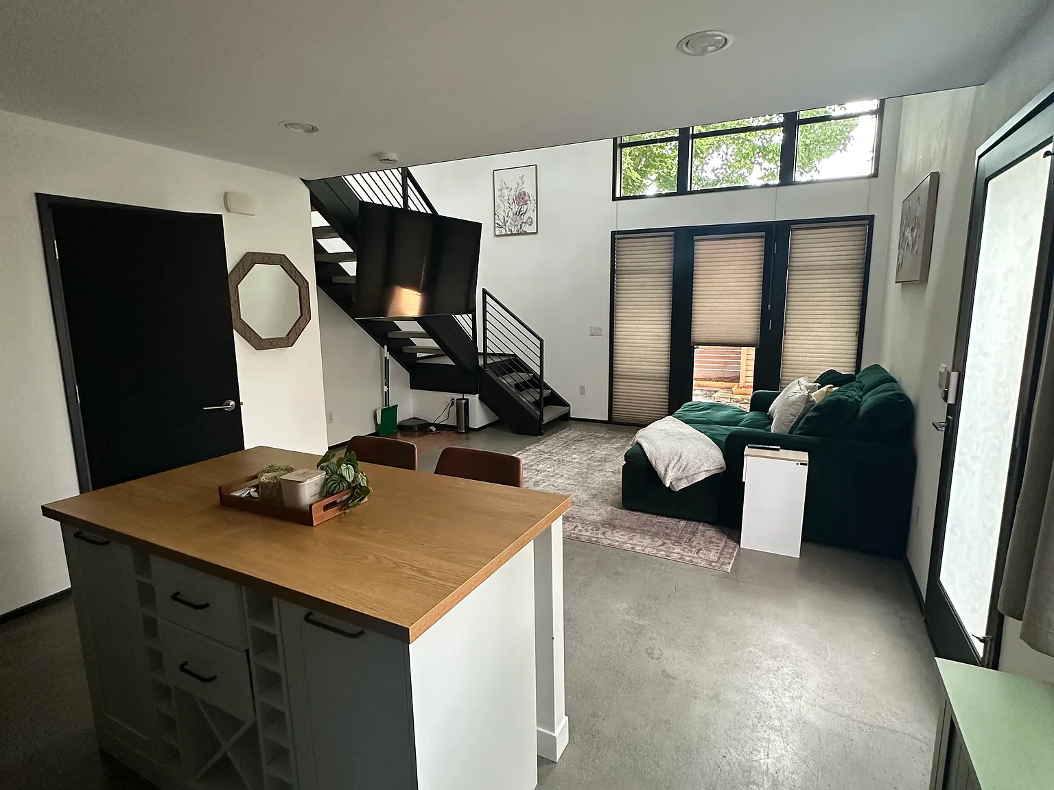 1 bed, 750 sqft, $2,700 — Photo 4