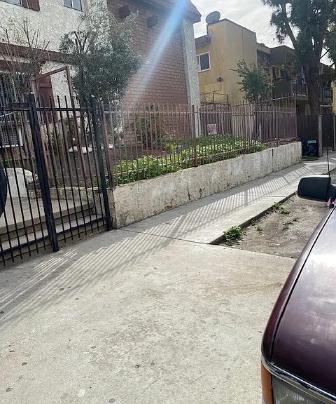 8800 Cedros Ave #203 — Photo 5