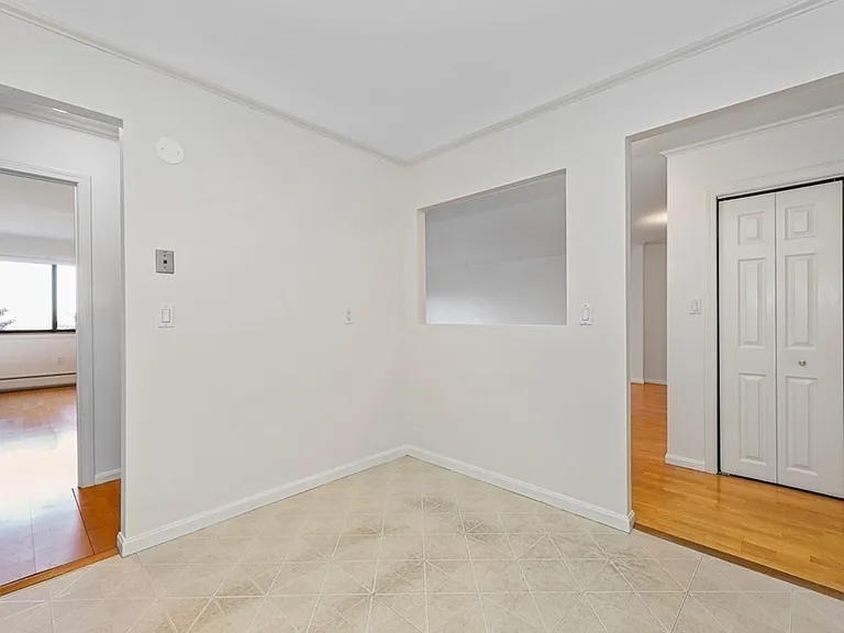 151 Coolidge Ave #303 — Photo 9