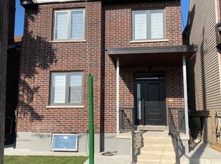 225 McRoberts Ave APT 2, Toronto, ON M6E 4P3
