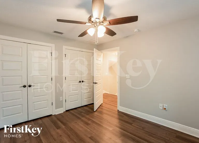 203 Saunders St — Photo 9