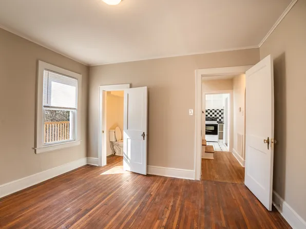 228 Crawford St #B, Beckley, WV 25801