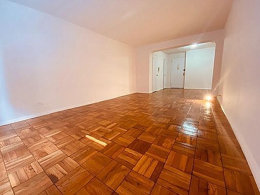 5th image of 6740 Booth St APT 1B