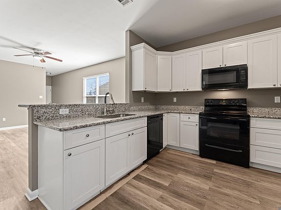 5th image of 2352 Marci Ct