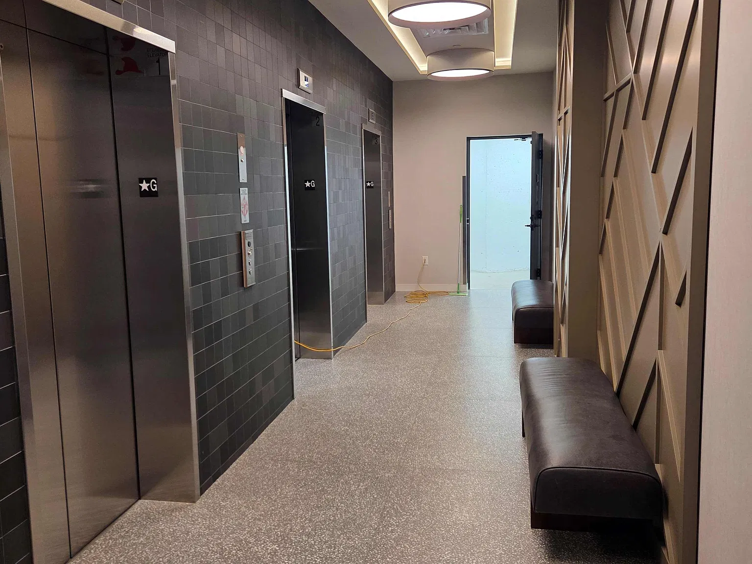 2 bed, $3,000 — Photo 2