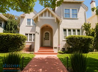 812 Trestle Glen Rd, Oakland, CA 94610