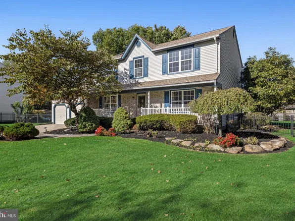 23 Parc Ridge Dr, Mount Holly, NJ 08060