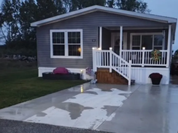 1146 Barnswood Ct, Mount Pleasant, MI 48858