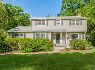 31 Weed Ave, Norwalk, CT 06850