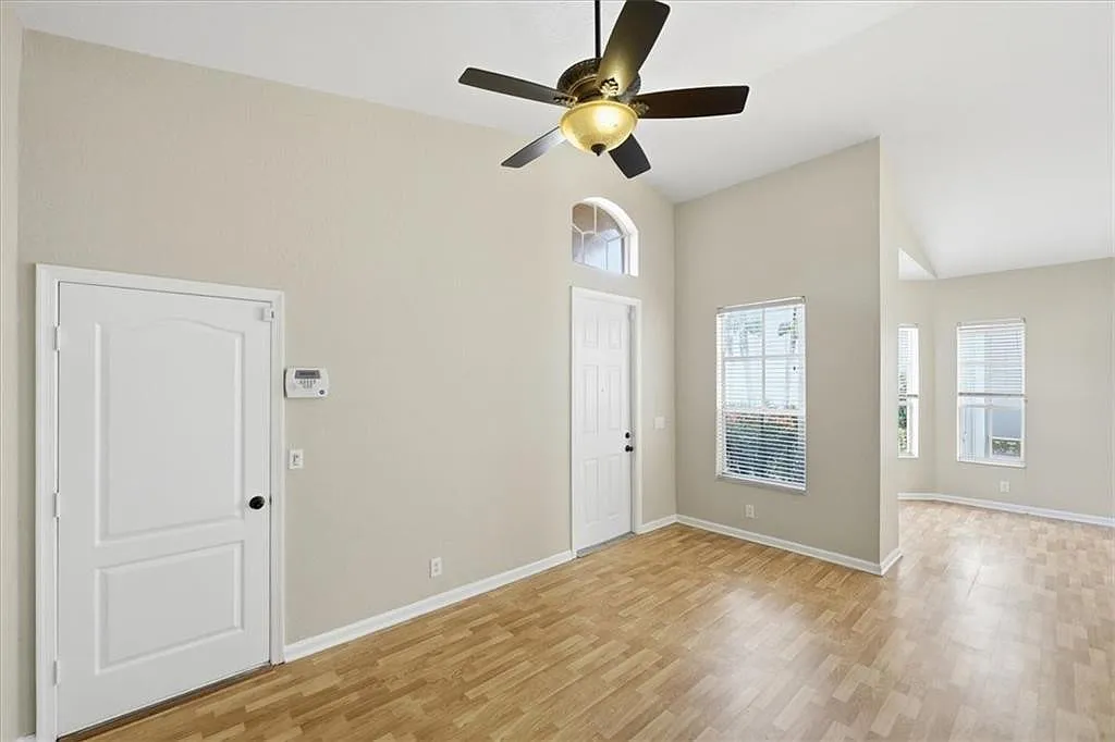 Building Photo - 6217 Spring Lake Ter