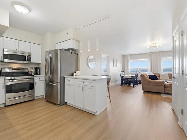 809 22nd St #1302, Union City, NJ 07087