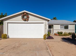 3512 E Greenway Ln, Phoenix, AZ 85032